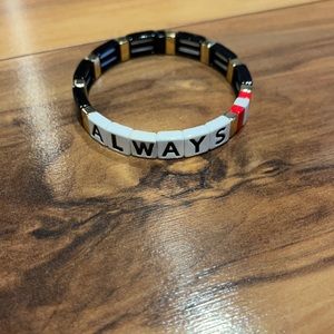 Roxanne Assoulin Always black white bracelet